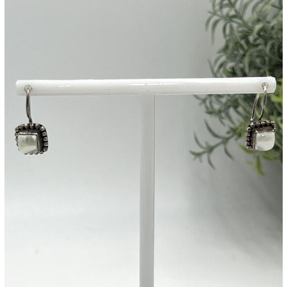 Silpada 925 Sterling Square Classic Pearl Button Frame Earrings W1394 2013 pg 14 - Picture 2 of 8